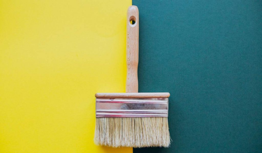5 Reasons Wall Paint is Better than Wallpaper for Homes and Businesses