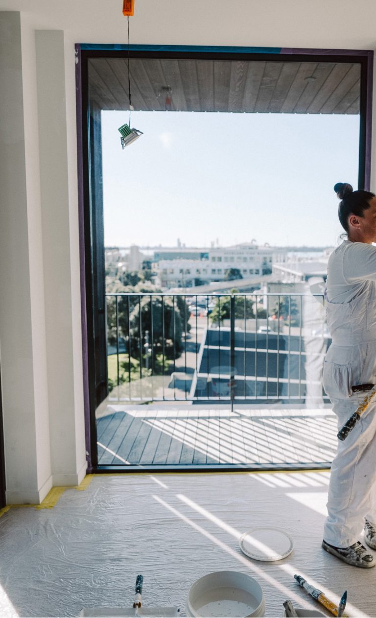 experienced apartment painters 768x1260